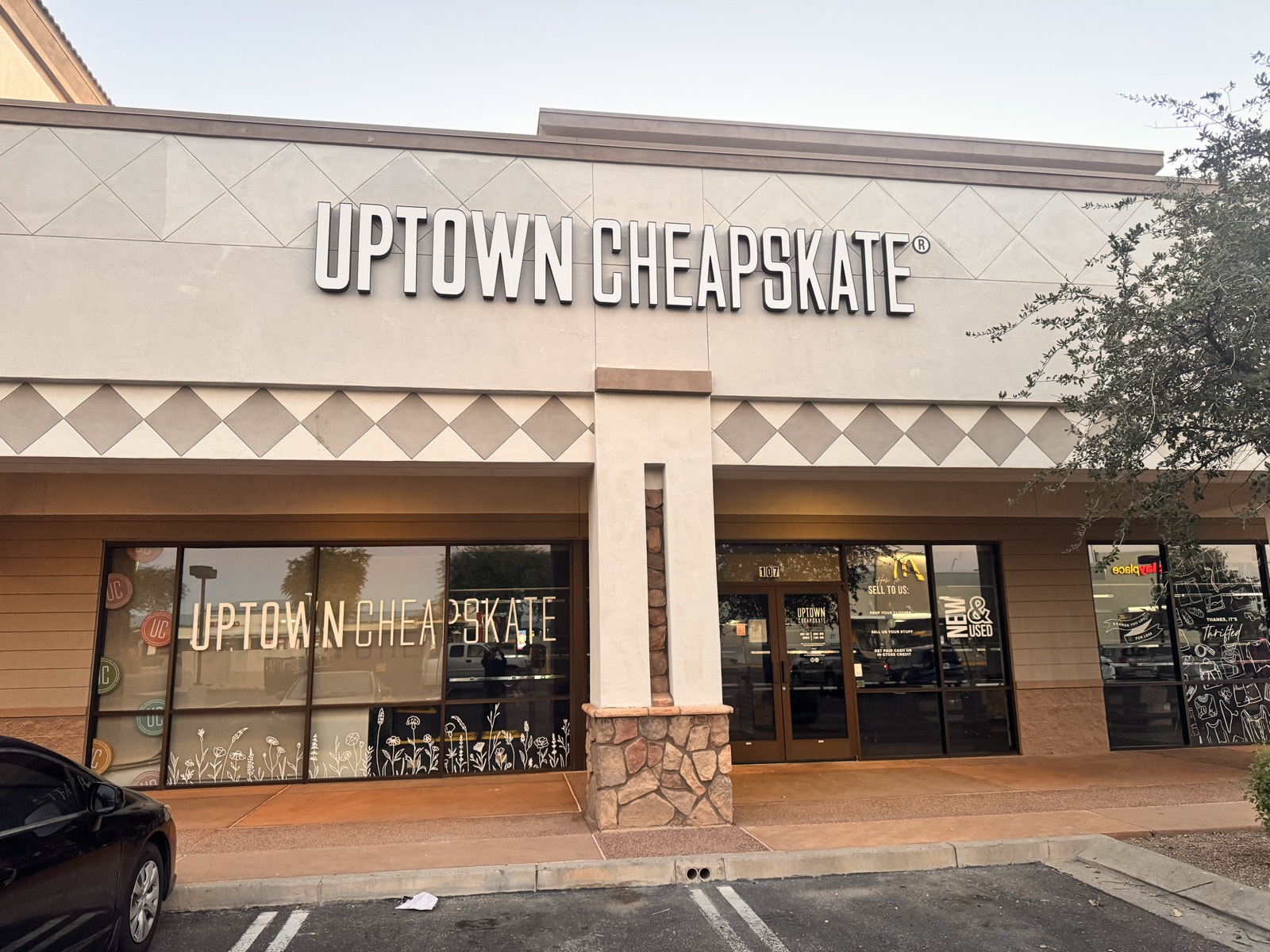 Uptown Cheapskate storefront in Surprise, Arizona